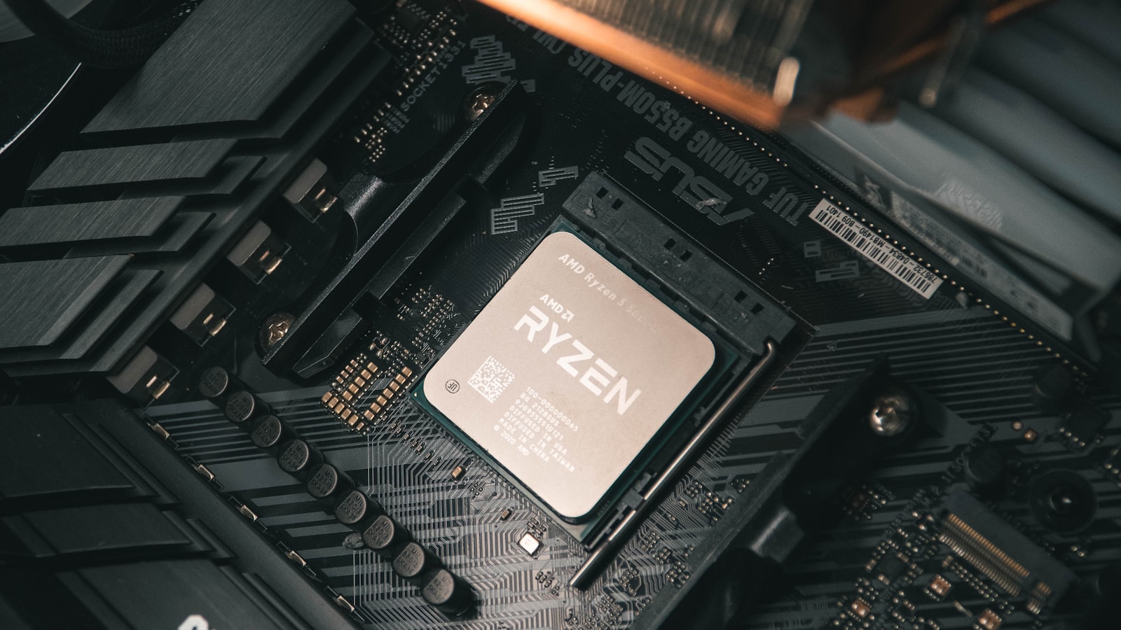 One AI answer now runs on two machines thumbnail
