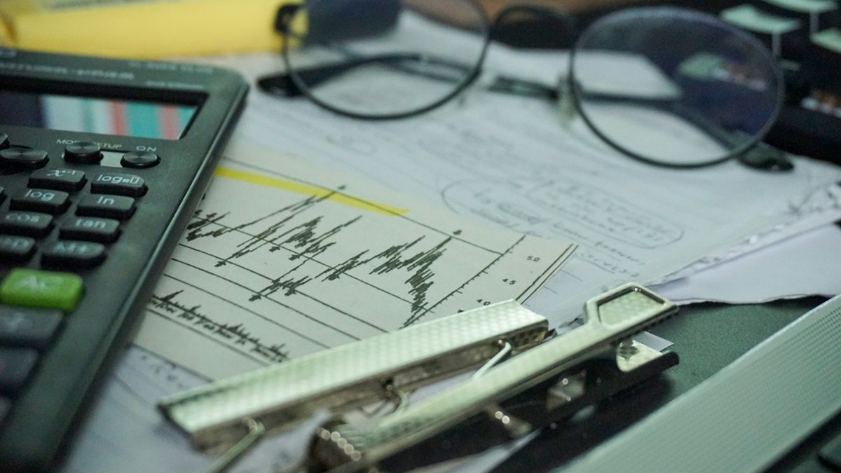 What does a HubSpot agent cost after the demo? supporting image